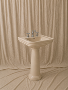 Curved Pedestal Washbasin 72