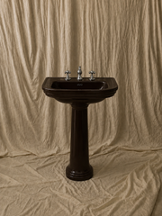 Curved Pedestal Washbasin 72