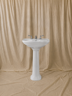Curved Pedestal Washbasin 61